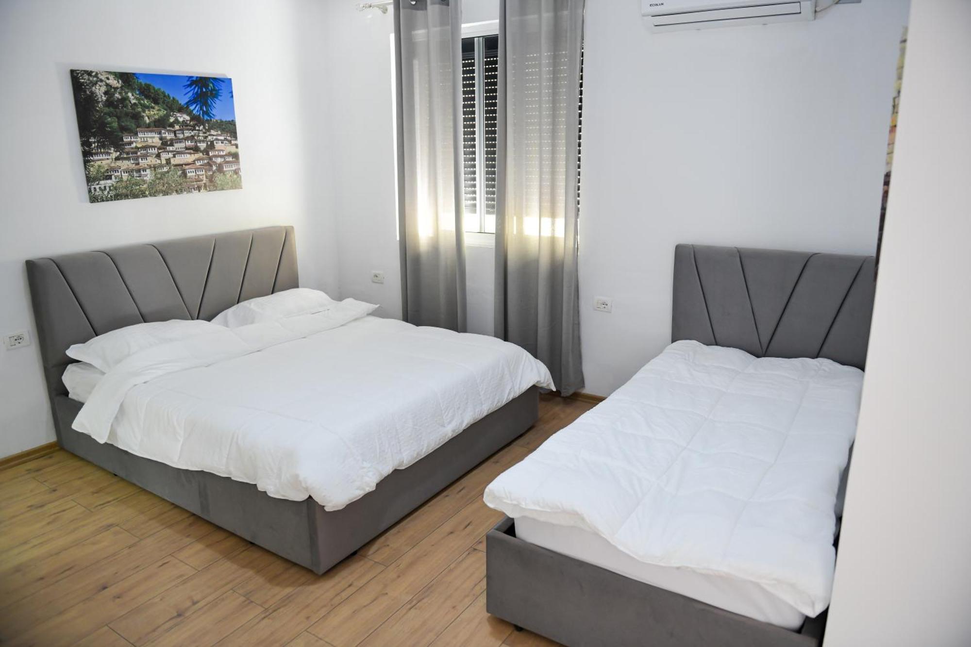 Hotel Villa Edis Берат Екстер'єр фото